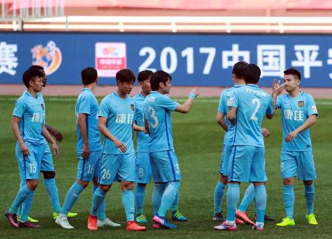 老师办公室狂肉校花h寝室视频